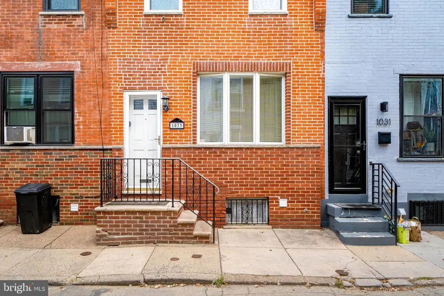 1033 Daly St, Philadelphia, PA 19148 - #2
