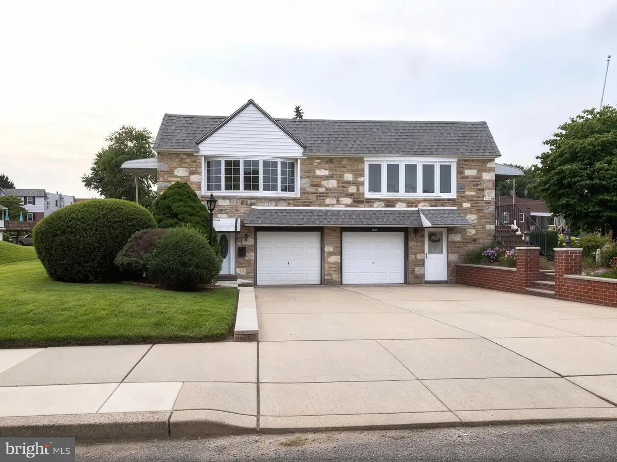 1162 Glenn St, Philadelphia, PA 19115 - #1