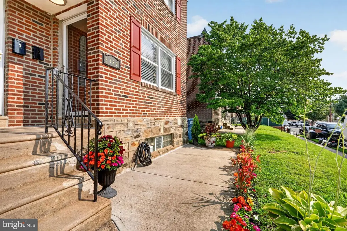 8322 Alma St, Philadelphia, PA 19152 - #1