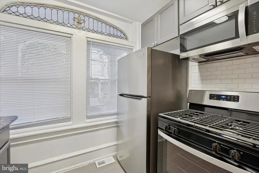 236 Buckingham Pl, Philadelphia, PA 19104 - #3
