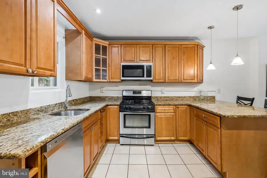 1914 Manton St, Philadelphia, PA 19146 - #2