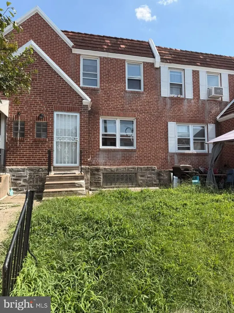 7217 Bradford St, Philadelphia, PA 19149 - #1