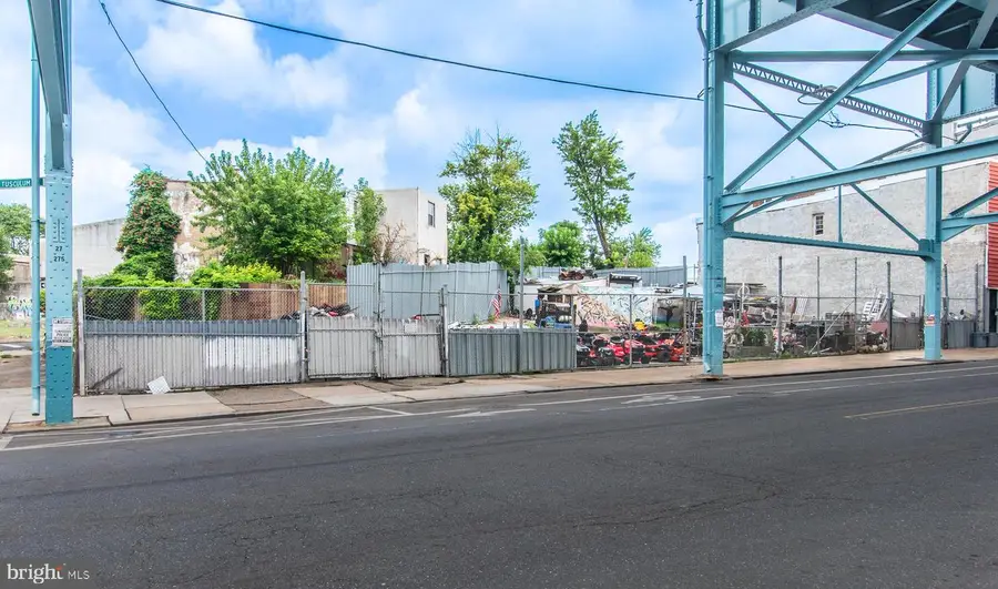 2732 Kensington Ave, Philadelphia, PA 19134 - #3