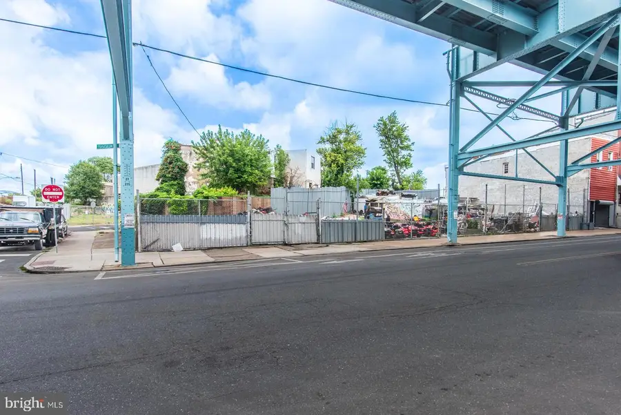 2736 Kensington Ave, Philadelphia, PA 19134 - #2