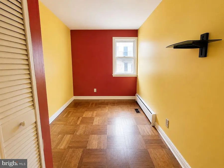 6433 Guyer Ave, Philadelphia, PA 19142 - #3