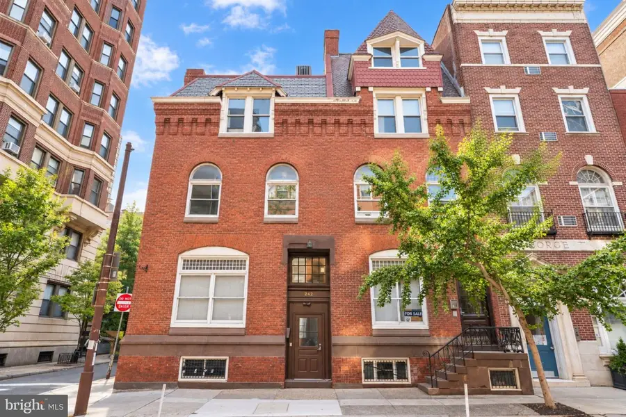 242 S 13th St #e, Philadelphia, PA 19107 - #2