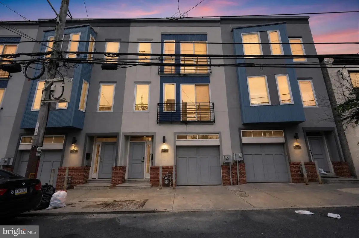 606 W Jefferson St, Philadelphia, PA 19122 - #1
