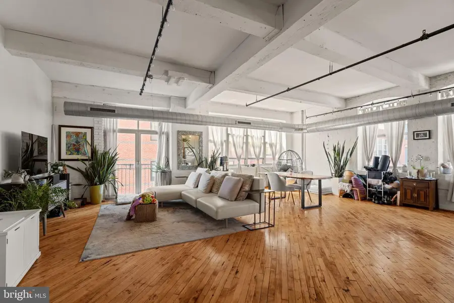 1210-26 Buttonwood St #301, Philadelphia, PA 19123 - #2