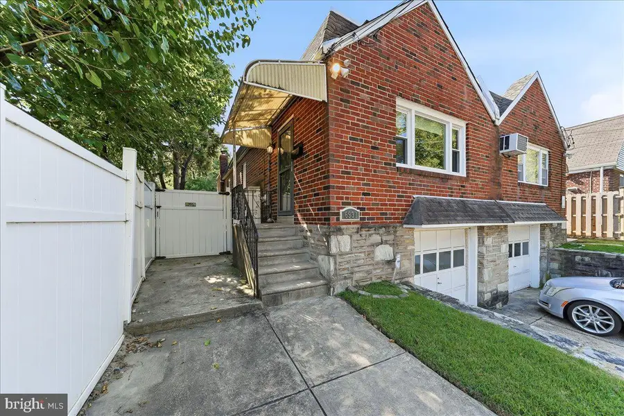 6931 Oakley St, Philadelphia, PA 19111 - #2