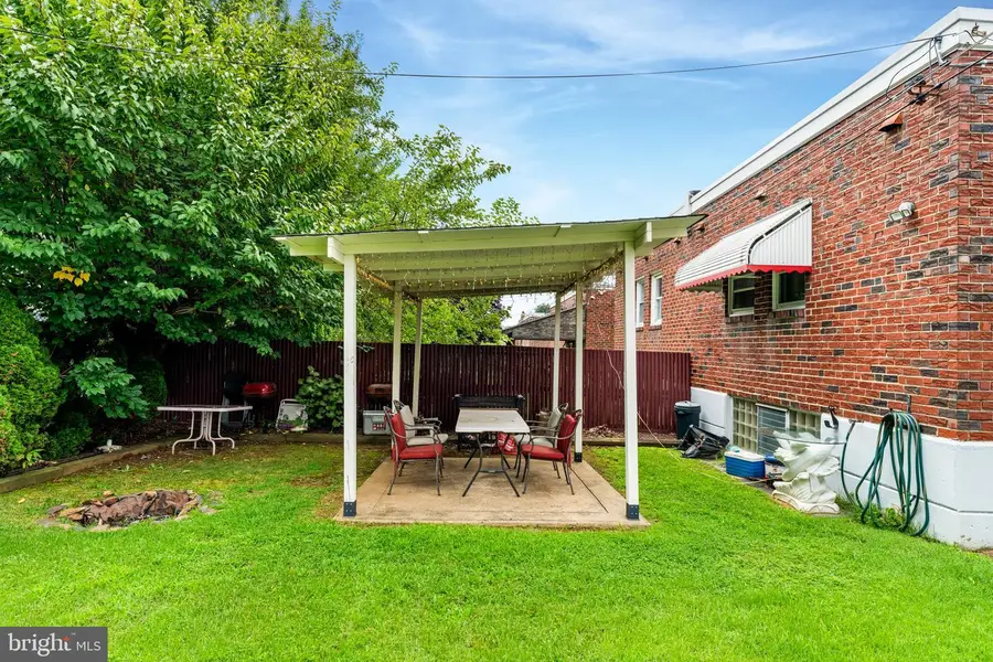7831 Brier St, Philadelphia, PA 19152 - #2