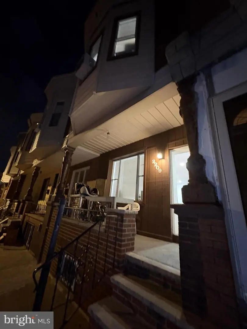2209 S Hemberger St, Philadelphia, PA 19145 - #1