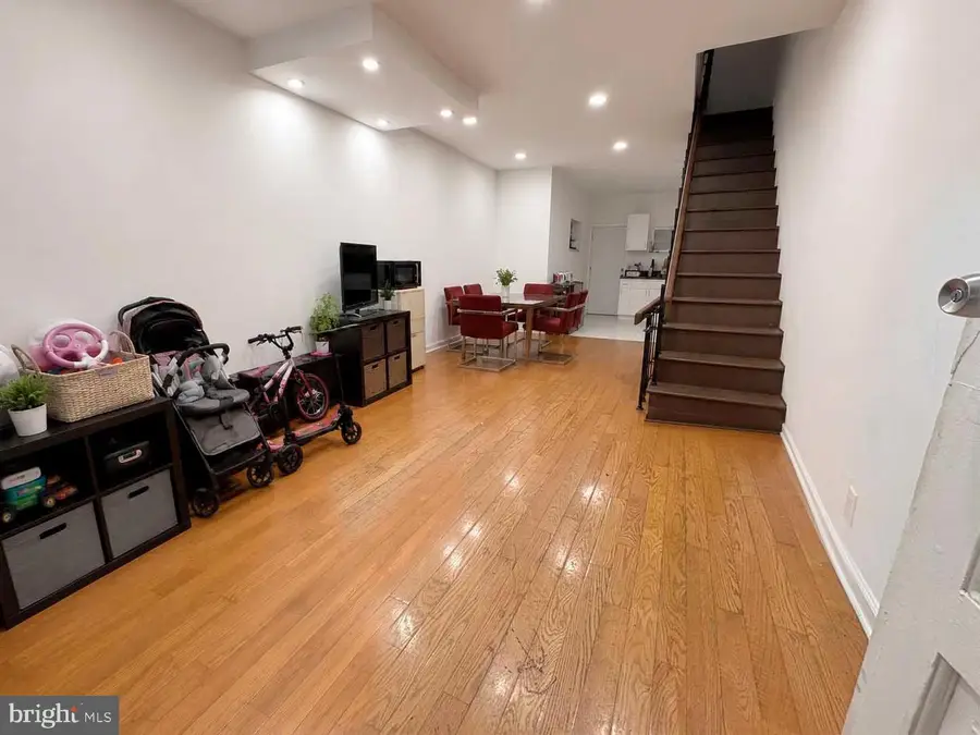 2209 S Hemberger St, Philadelphia, PA 19145 - #3