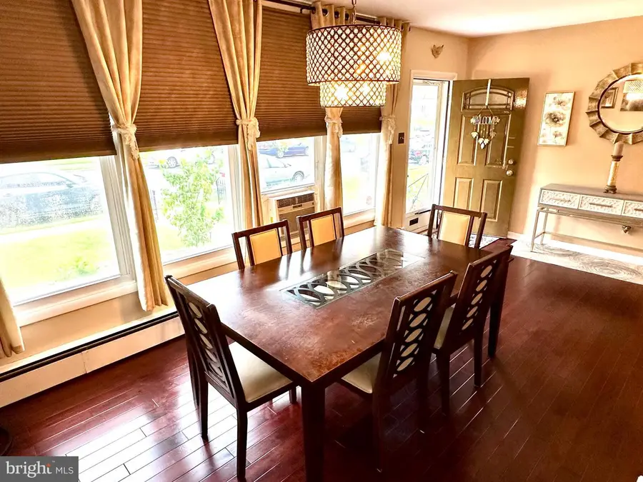 1836 Evarts St, Philadelphia, PA 19152 - #2