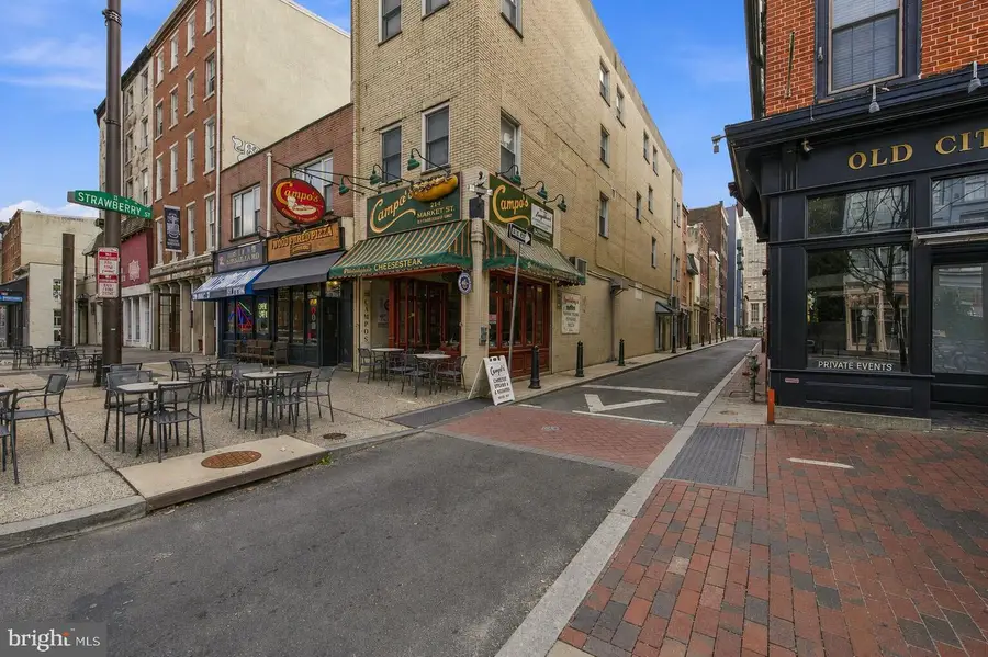 4 S Strawberry St, Philadelphia, PA 19106 - #3