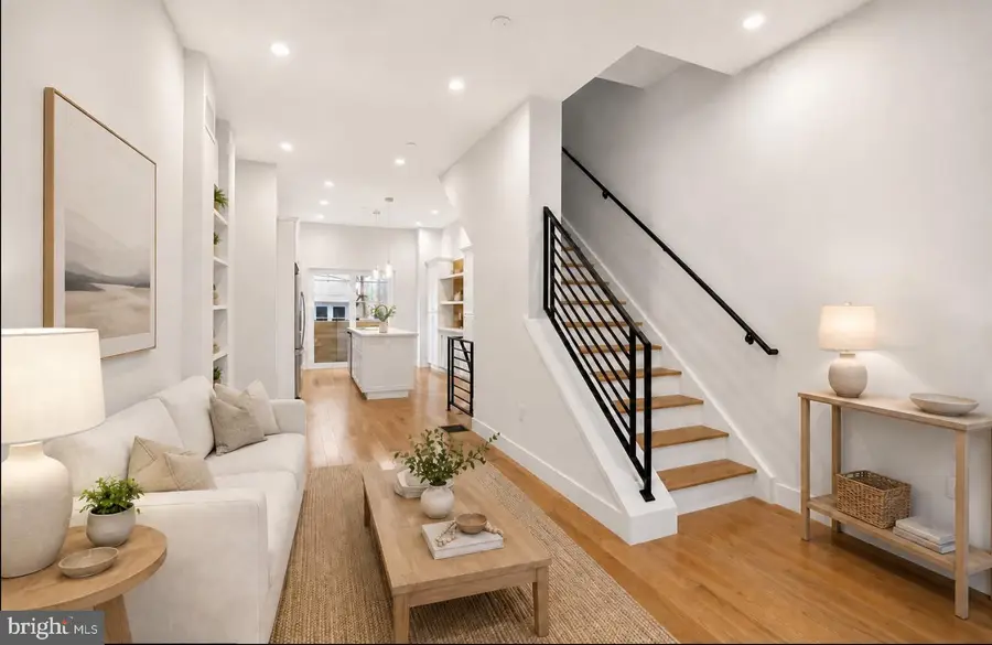 527 Sigel St, Philadelphia, PA 19148 - #2