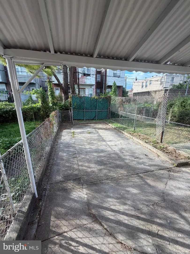 7228 Hegerman St, Philadelphia, PA 19135 - #2