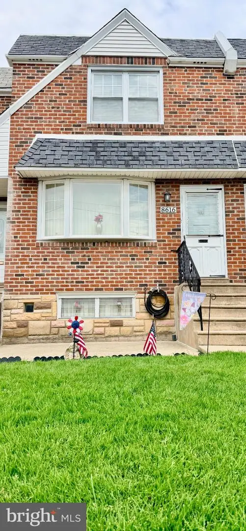 8616 Glenloch St, Philadelphia, PA 19136 - #2