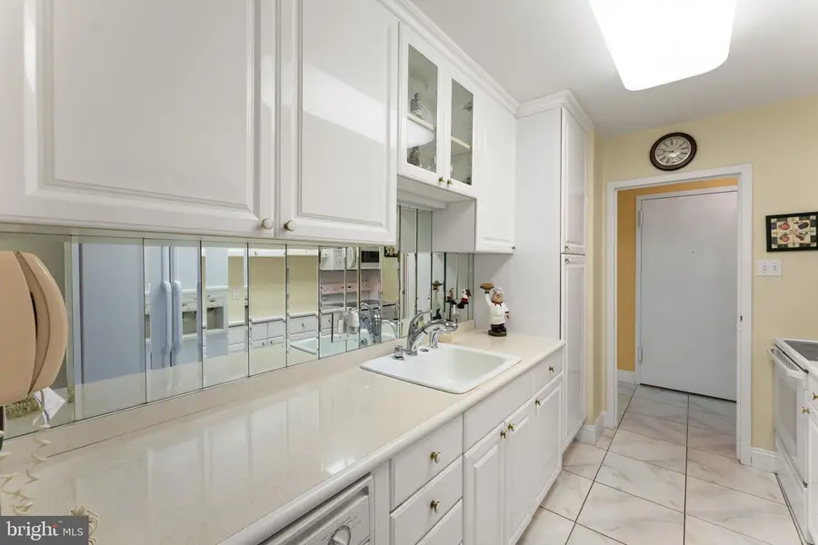 1901 John F Kennedy Blvd #2409-10, Philadelphia, PA 19103 - #3