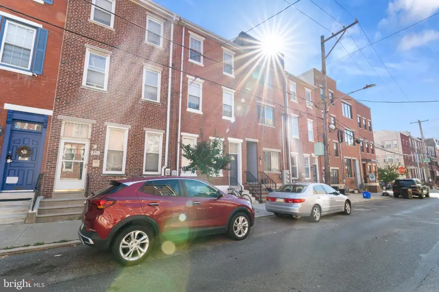 1132 Mount Vernon St, Philadelphia, PA 19123 - #2