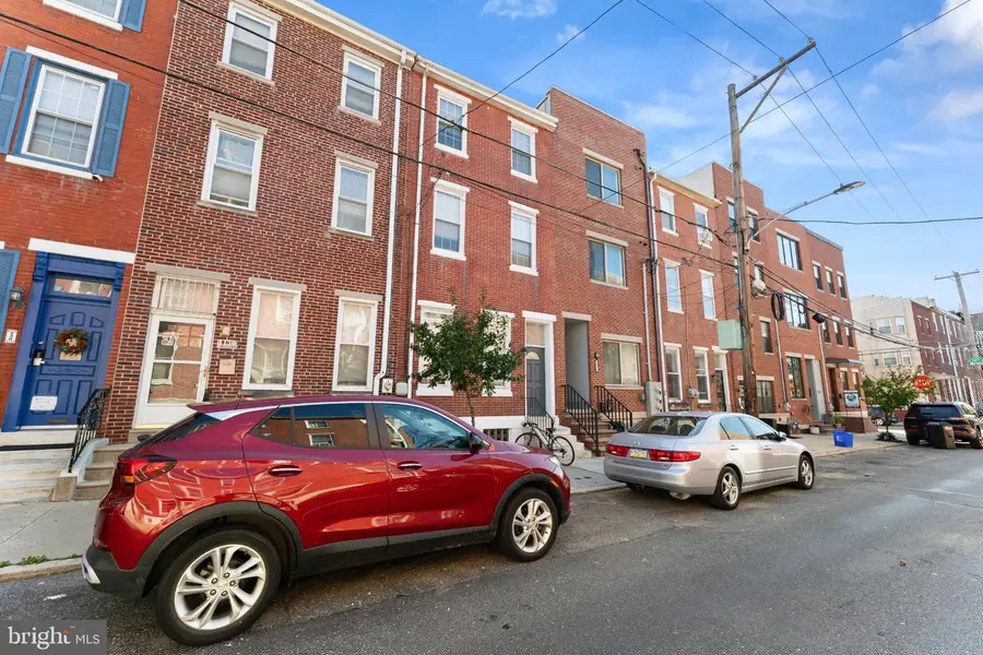 1132 Mount Vernon St, Philadelphia, PA 19123 - #3