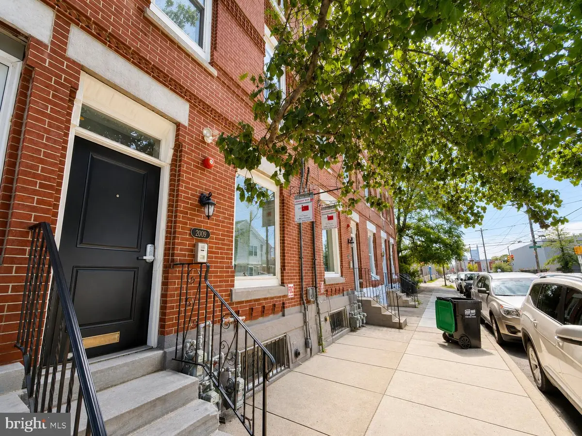 2009 N 16th St, Philadelphia, PA 19121 - #1
