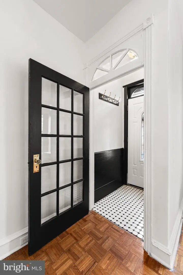 2342 S Chadwick St, Philadelphia, PA 19145 - #2