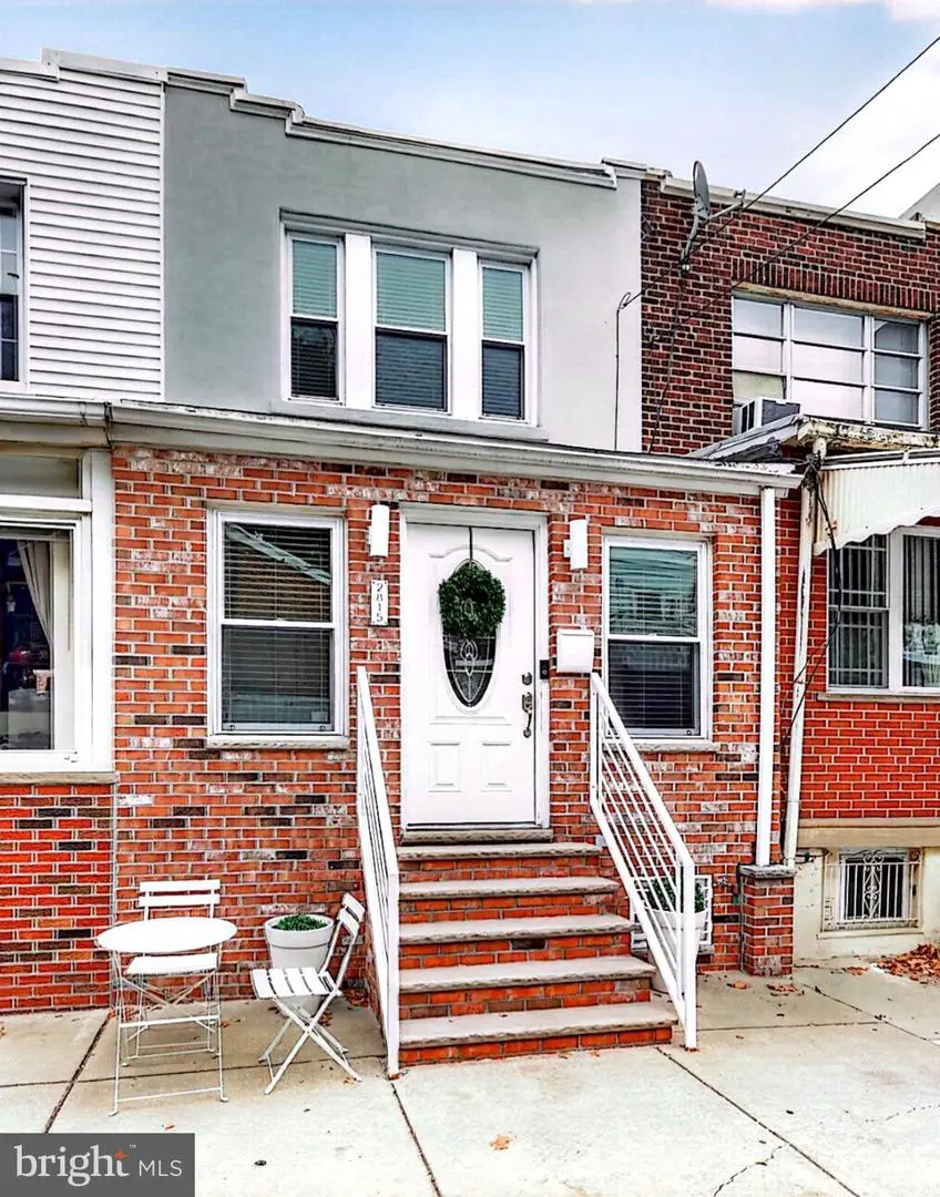 2815 S Smedley St, Philadelphia, PA 19145 - #1
