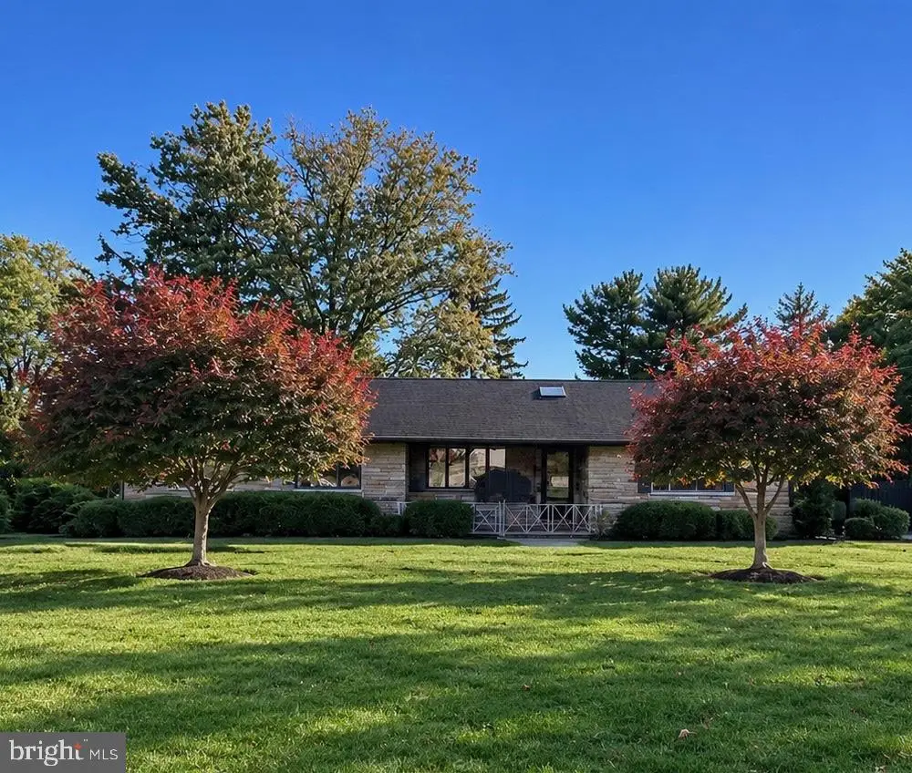 714 Stratford Dr, Philadelphia, PA 19115 - #1