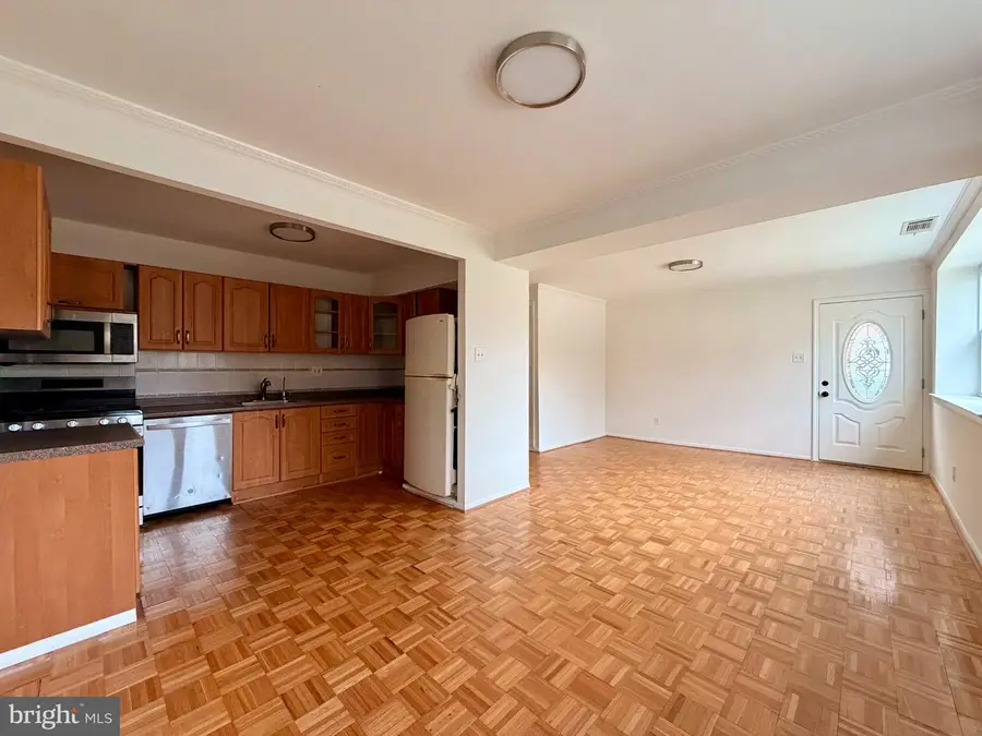 9853 Wistaria St, Philadelphia, PA 19115 - #3