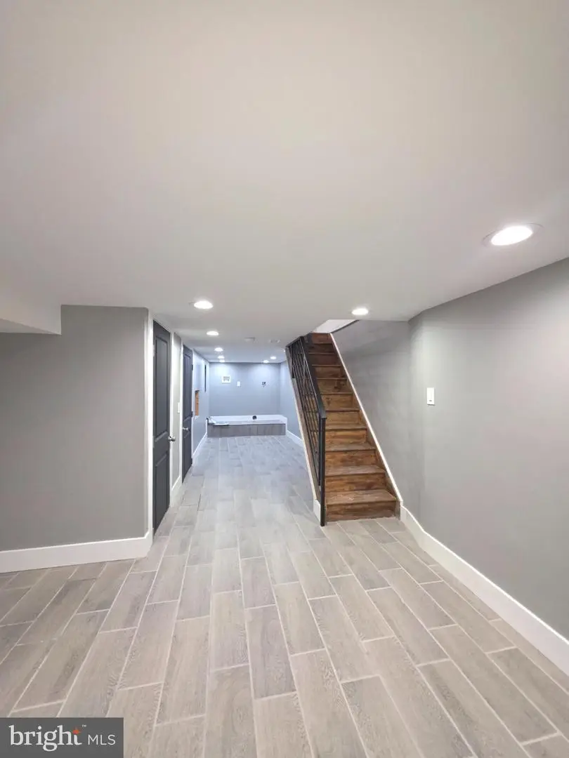 904 Sterner St, Philadelphia, PA 19133 - #3