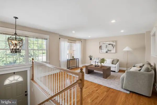 355 Krams Ave, PHILADELPHIA, PA 19128