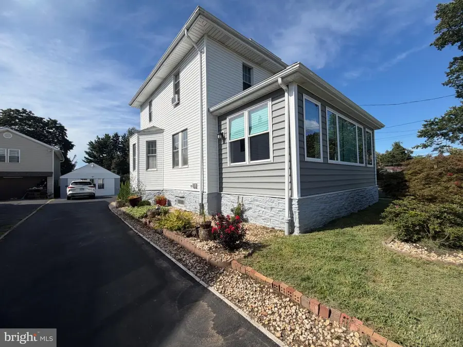 9432 Krewstown Rd, Philadelphia, PA 19115 - #3