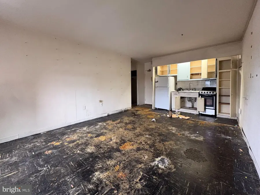 118 S 21st St #1002, Philadelphia, PA 19103 - #3