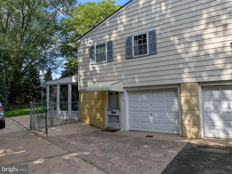 7835 Lawndale Ave, Philadelphia, PA 19111 - #3