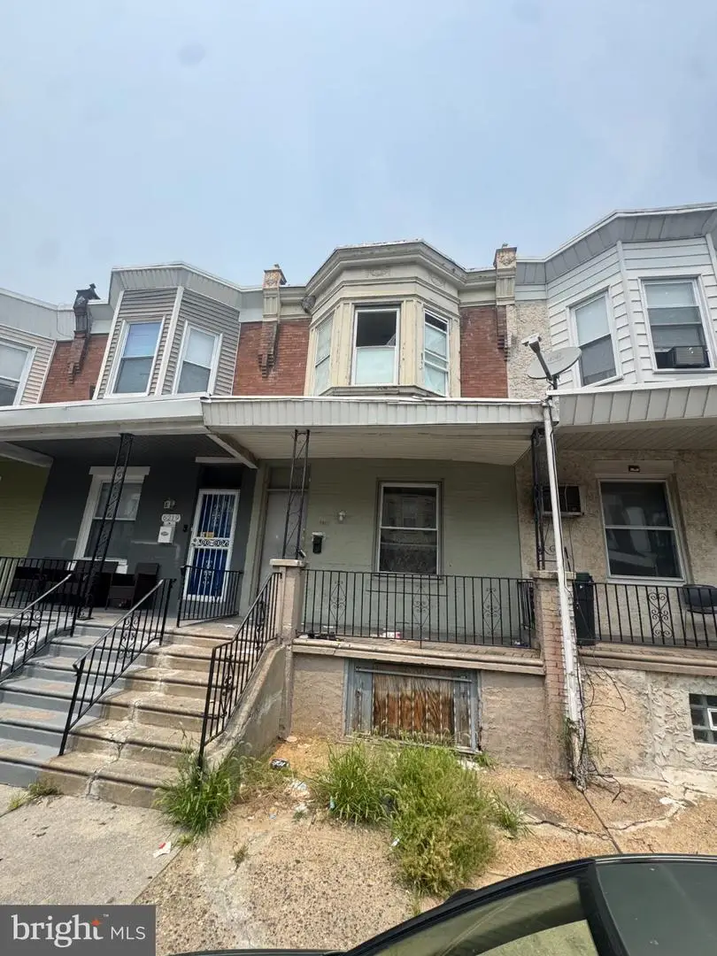 6217 Reedland St, Philadelphia, PA 19142 - #1
