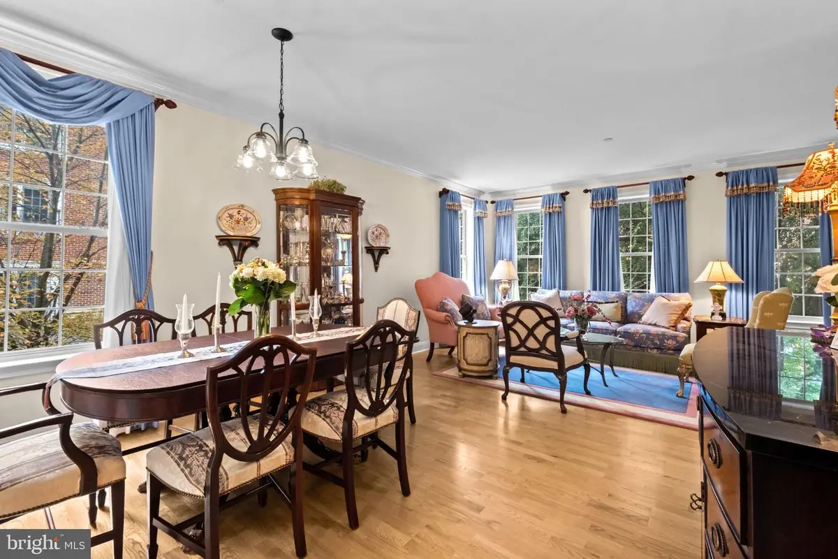 200 Admirals Way, Philadelphia, PA 19146 - #1
