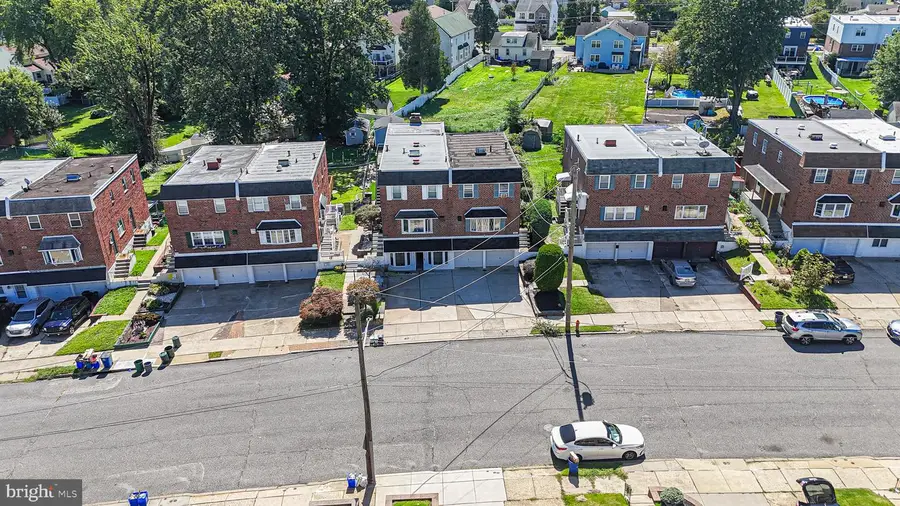 9922 S Canterbury Rd, Philadelphia, PA 19114 - #2