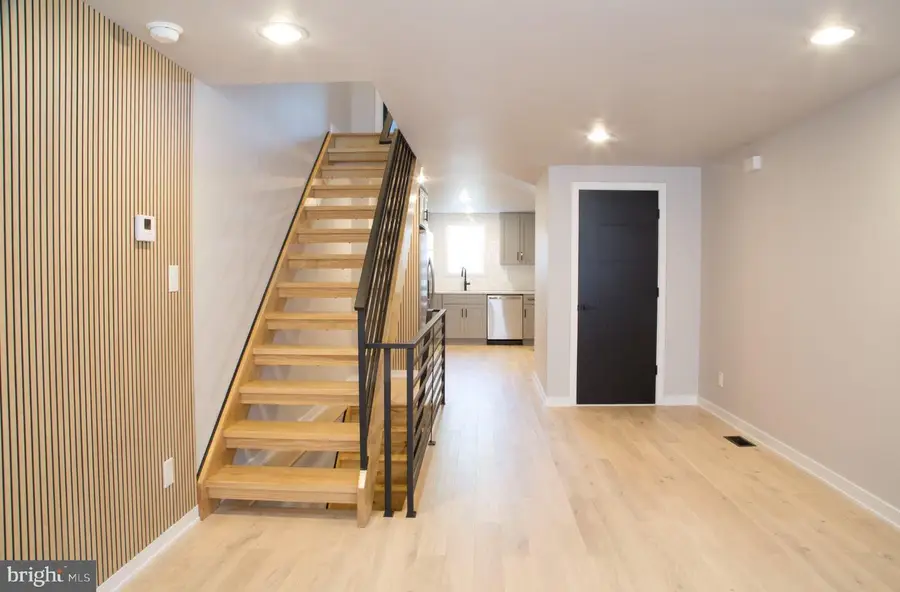1238 S Warnock St, Philadelphia, PA 19147 - #2