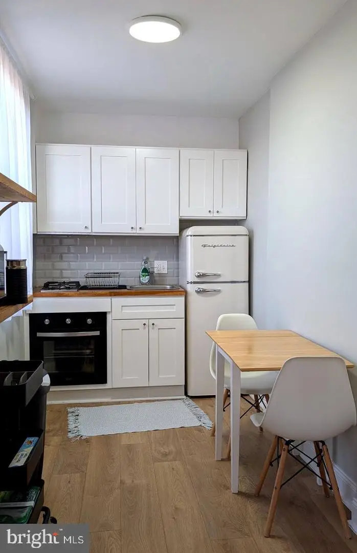 2601 Pennsylvania Ave #403, Philadelphia, PA 19130 - #3
