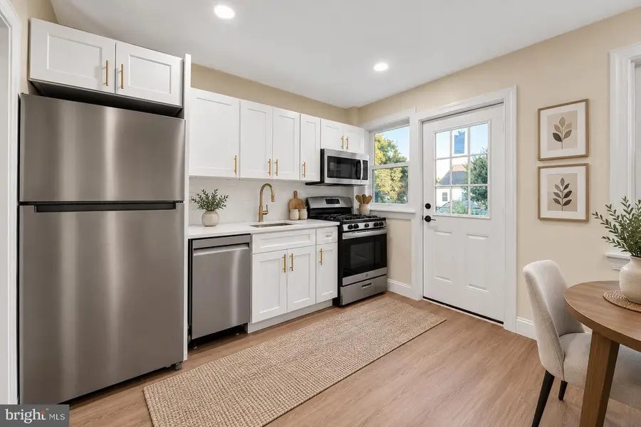 362 Fairway Ter, Philadelphia, PA 19128 - #2