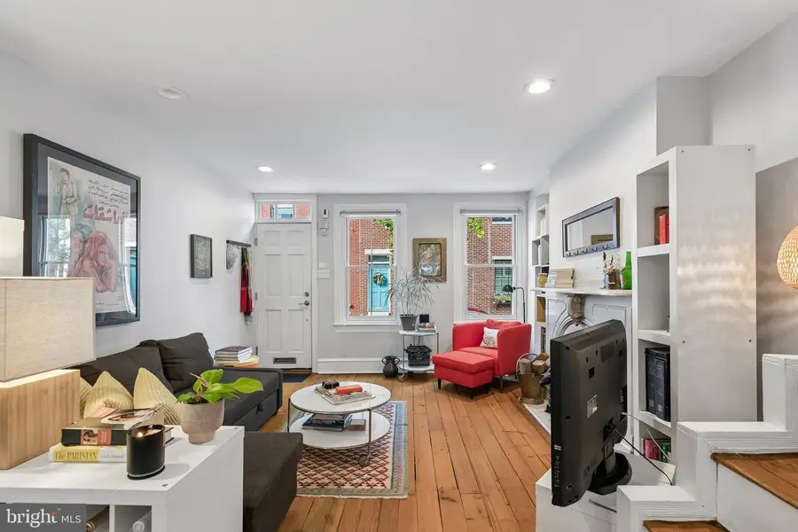 2424 Waverly St, Philadelphia, PA 19146 - #2