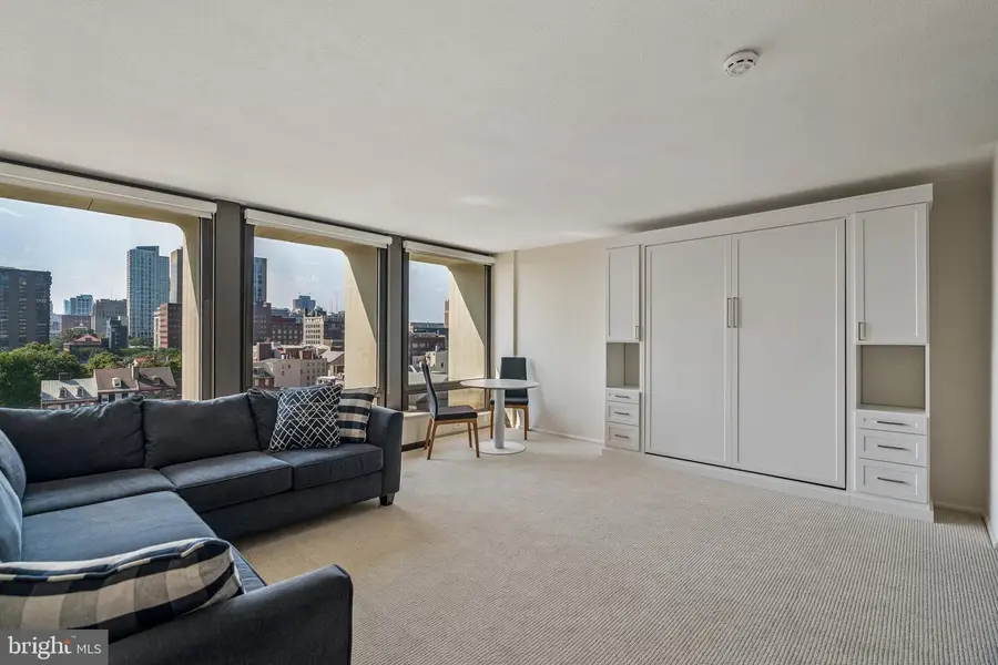 210 Locust St #9ew, Philadelphia, PA 19106 - #2