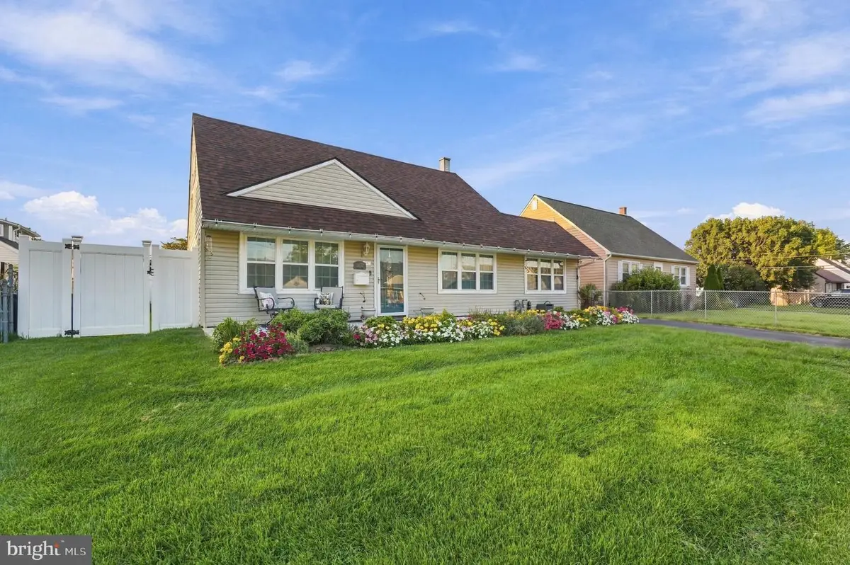 2808 Norcom Rd, Philadelphia, PA 19154 - #1