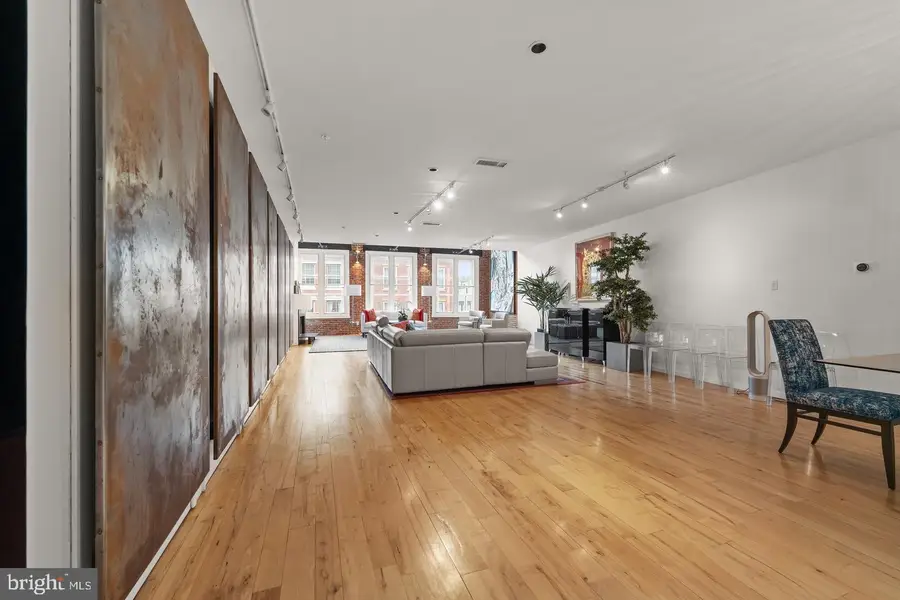 33 N 3rd St #4a, Philadelphia, PA 19106 - #2
