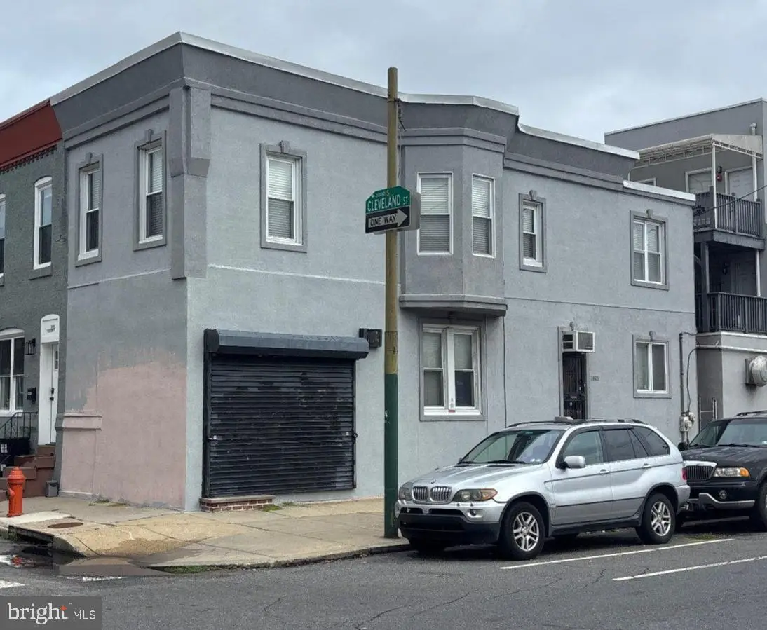 2053 S Cleveland St, Philadelphia, PA 19145 - #1