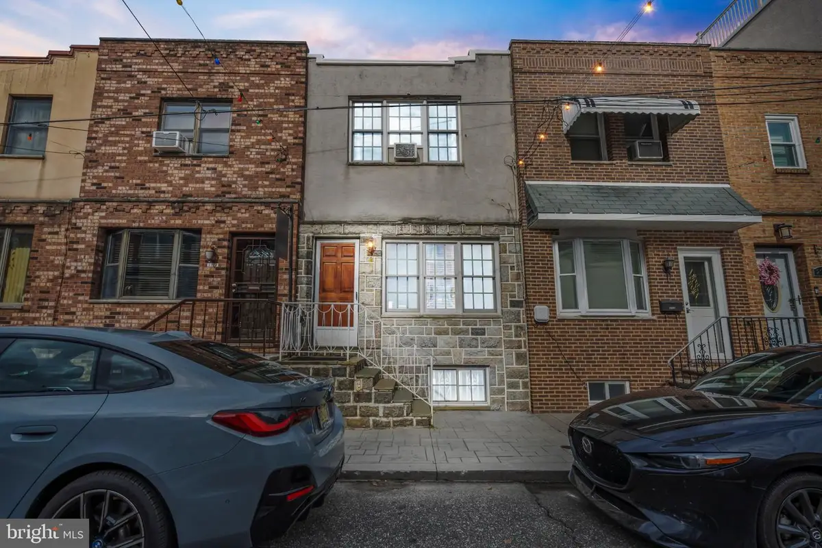 2920 S Carlisle St, Philadelphia, PA 19145 - #1