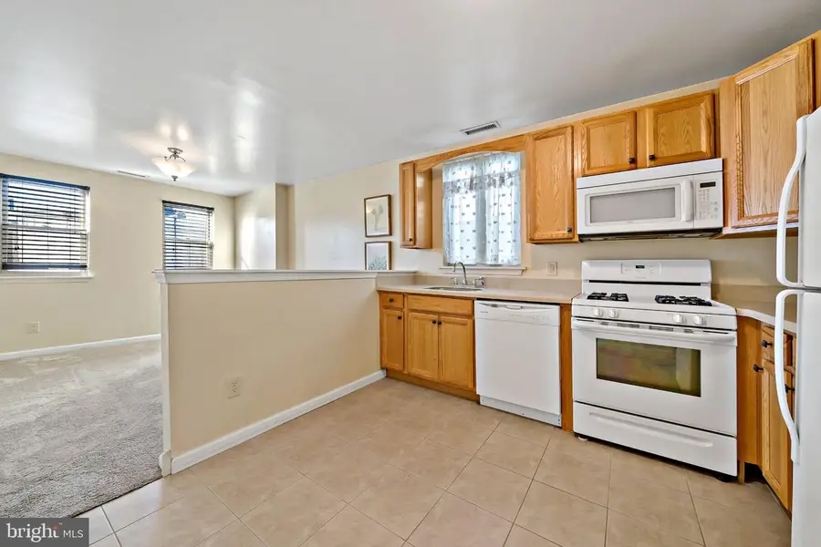 1942 Wolf St, Philadelphia, PA 19145 - #2