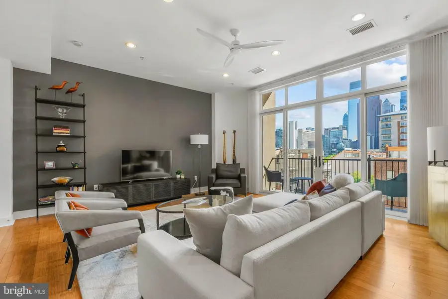 1904 Spring Garden St #10, Philadelphia, PA 19130 - #3