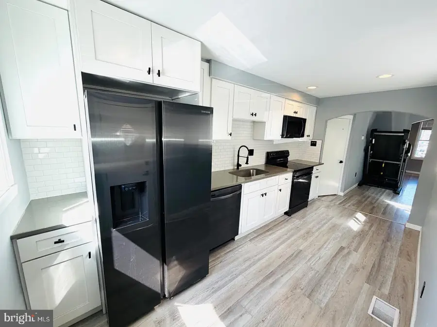 1654 E Lycoming St, Philadelphia, PA 19124 - #3