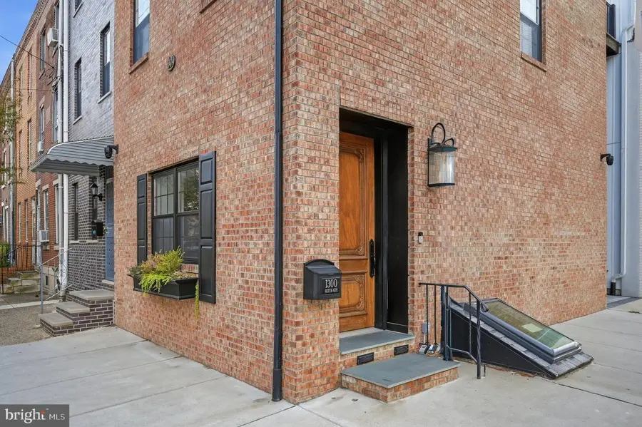 1300 S 6th St, Philadelphia, PA 19147 - #2